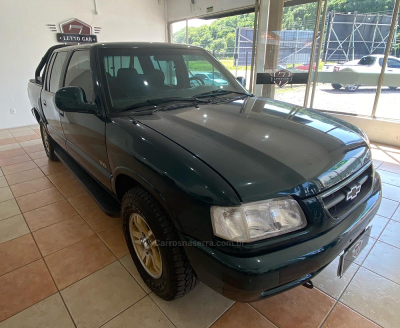 s10 2.2 efi dlx 4x2 cd 8v gasolina 4p manual 1997 igrejinha