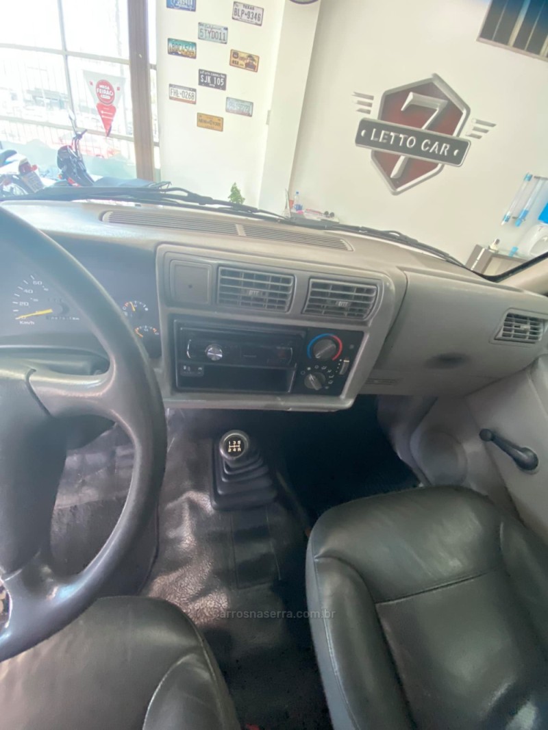 S10 2.2 EFI DLX 4X2 CD 8V GASOLINA 4P MANUAL - 1997 - IGREJINHA