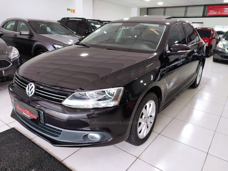 JETTA 2.0 COMFORTLINE FLEX 4P TIPTRONIC - 2013 - NOVO HAMBURGO