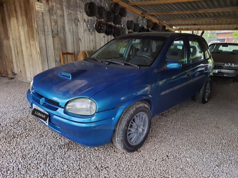 CORSA 1.4 EFI GL 8V GASOLINA 4P MANUAL