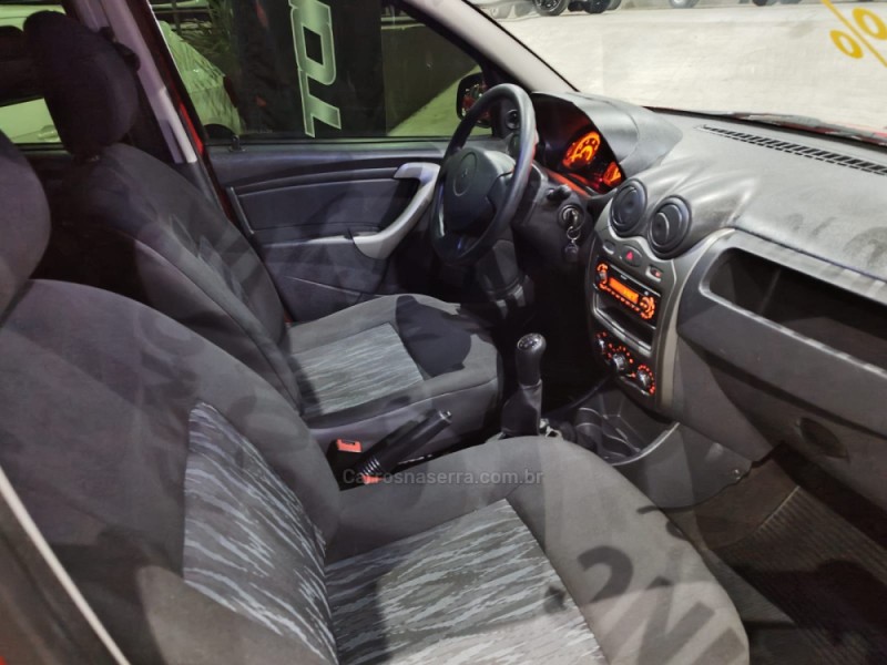 SANDERO 1.0 AUTHENTIQUE 16V FLEX 4P MANUAL - 2012 - CAMPO BOM