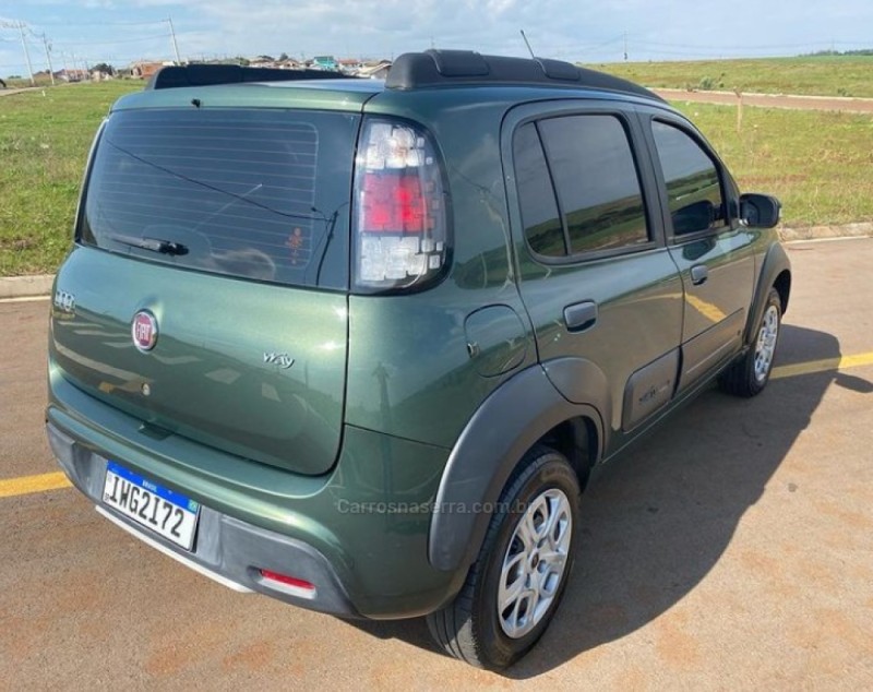 UNO 1.0 WAY 8V FLEX 4P MANUAL - 2015 - LAGOA VERMELHA