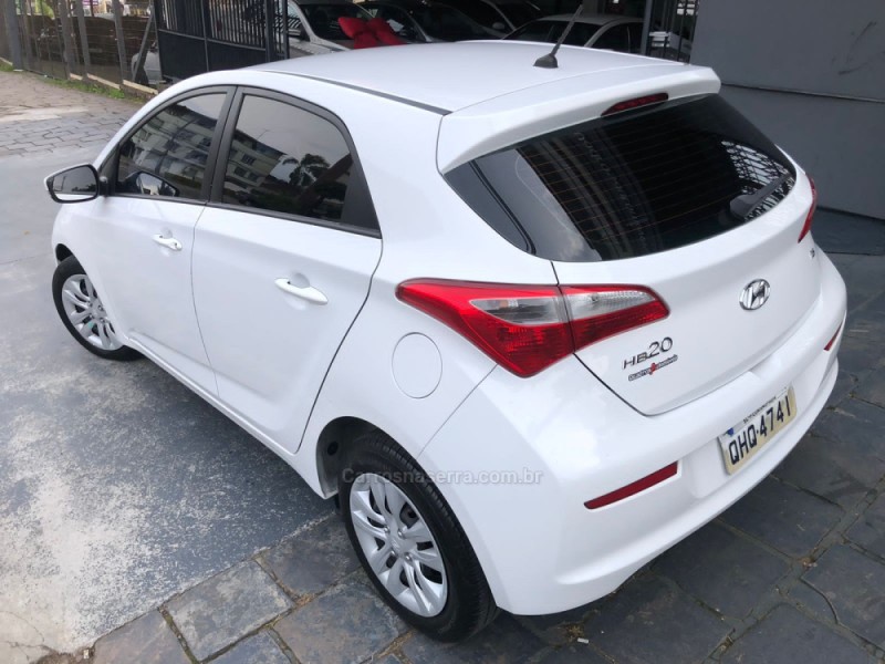 HB20 1.6 COMFORT PLUS 16V FLEX 4P MANUAL - 2016 - CAXIAS DO SUL