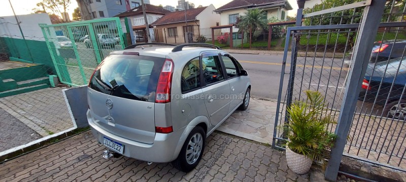MERIVA 1.8 MPFI CD 8V GASOLINA 4P MANUAL - 2004 - CAXIAS DO SUL