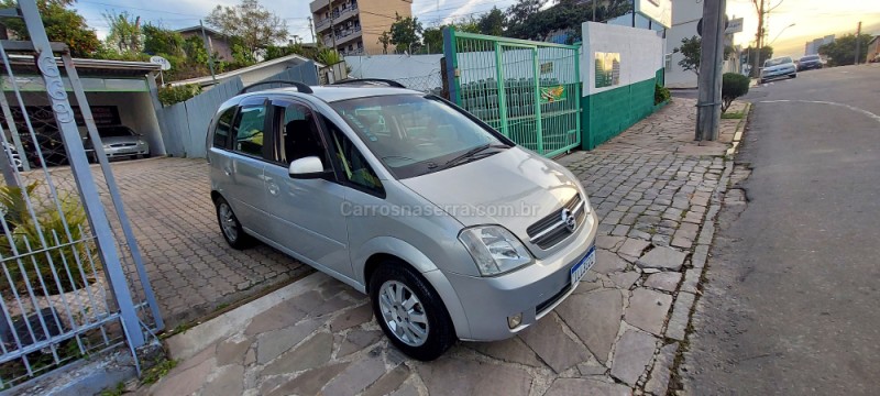 MERIVA 1.8 MPFI CD 8V GASOLINA 4P MANUAL - 2004 - CAXIAS DO SUL
