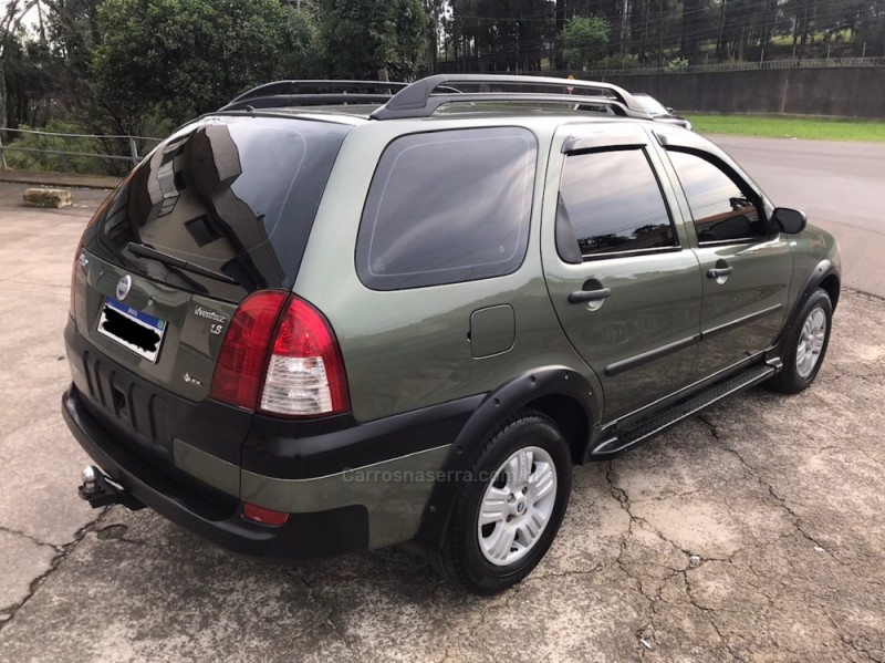 PALIO 1.8 MPI ADVENTURE WEEKEND 8V FLEX 4P MANUAL - 2006 - CAXIAS DO SUL