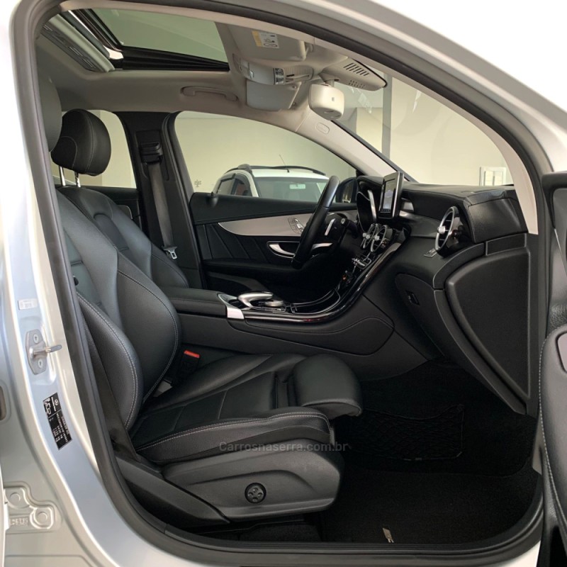 GLC 250 2.0 16V CGI GASOLINA 4MATIC 9G-TRONIC - 2017 - FLORES DA CUNHA