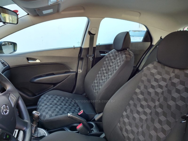 HB20 1.6 COMFORT PLUS 16V FLEX 4P MANUAL - 2019 - CASCA