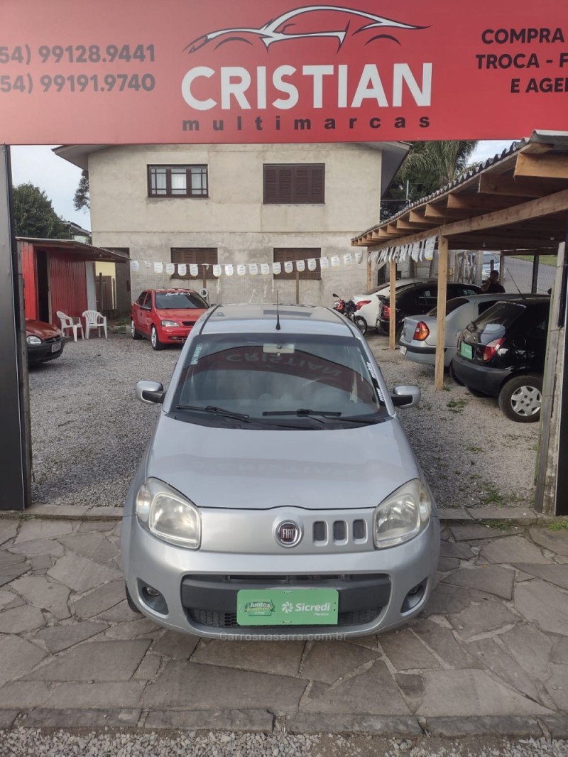 UNO 1.0 EVO VIVACE 8V FLEX 4P MANUAL