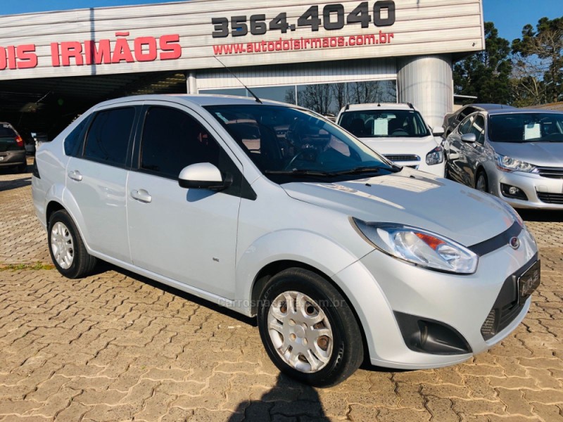 fiesta 1.6 rocam sedan 8v flex 4p manual 2014 dois irmaos