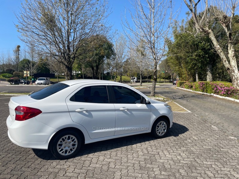 KA 1.5 SE SEDAN 16V FLEX 4P MANUAL - 2017 - CAXIAS DO SUL