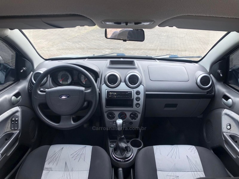 FIESTA 1.6 MPI CLASS HATCH 8V FLEX 4P MANUAL - 2010 - CAXIAS DO SUL