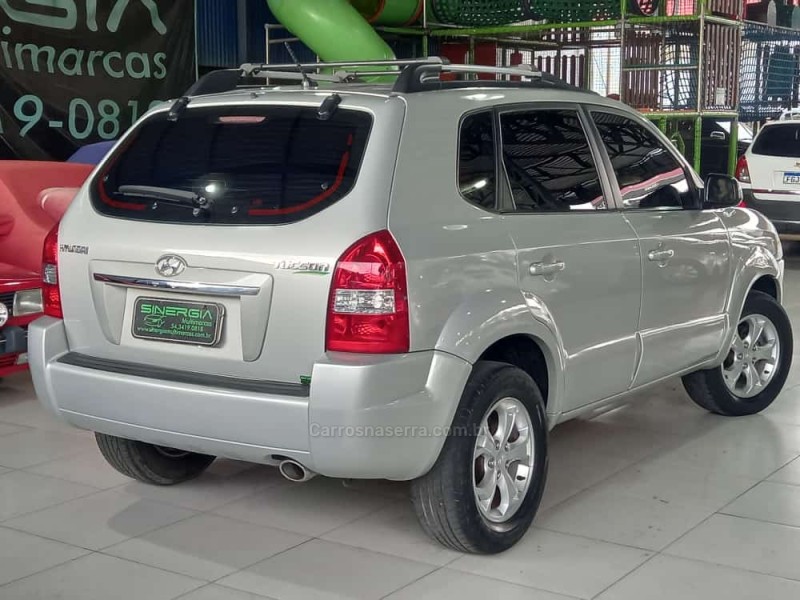 TUCSON 2.0 MPFI GLS 16V 143CV 2WD GASOLINA 4P AUTOMÁTICO - 2013 - CAXIAS DO SUL