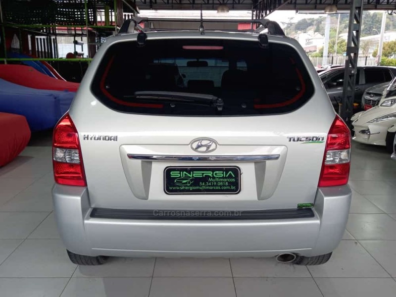 TUCSON 2.0 MPFI GLS 16V 143CV 2WD GASOLINA 4P AUTOMÁTICO - 2013 - CAXIAS DO SUL