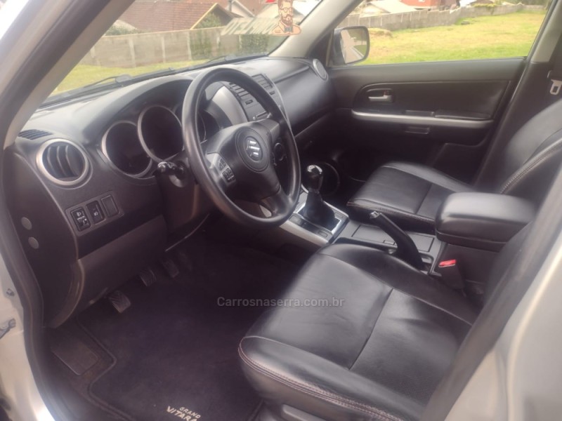 GRAND VITARA 2.0 4X2 16V GASOLINA 4P MANUAL - 2011 - CANELA