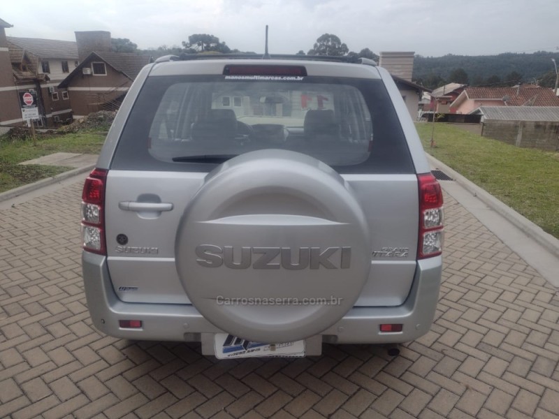 GRAND VITARA 2.0 4X2 16V GASOLINA 4P MANUAL - 2011 - CANELA