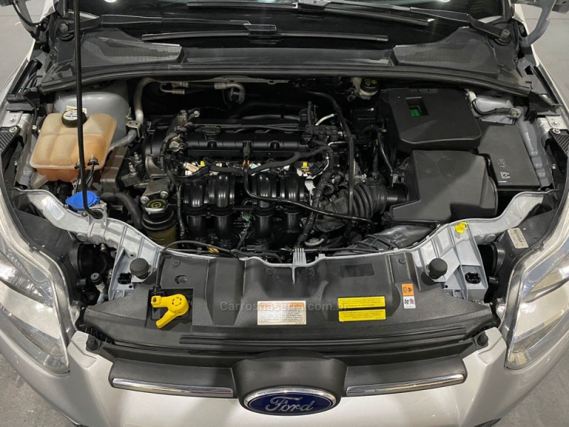 FOCUS 1.6 SE HATCH 16V FLEX 4P AUTOMÁTICO - 2014 - CAXIAS DO SUL