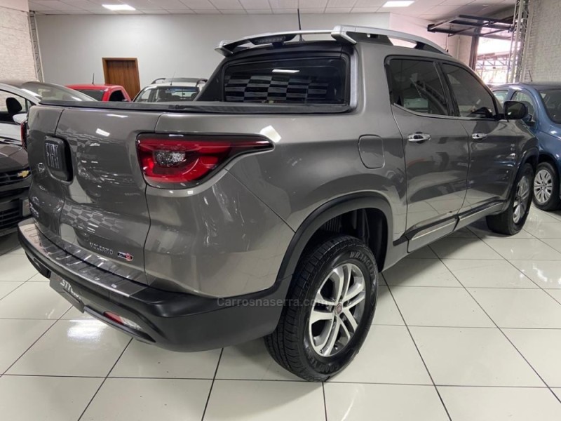 TORO 2.0 16V TURBO DIESEL VOLCANO 4WD AUTOMÁTICO - 2018 - ESTâNCIA VELHA