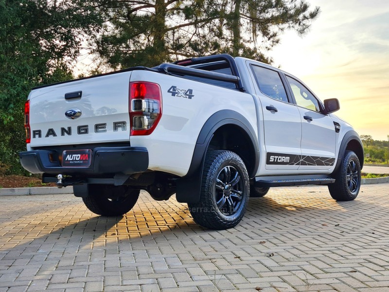 RANGER 3.2 STORM 4X4 CD 20V DIESEL 4P AUTOMÁTICO - 2021 - SAPIRANGA