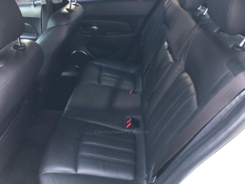 CRUZE 1.8 LT 16V FLEX 4P AUTOMÁTICO - 2014 - TRêS COROAS