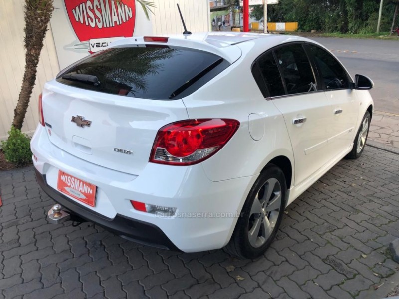 CRUZE 1.8 LT 16V FLEX 4P AUTOMÁTICO - 2014 - TRêS COROAS