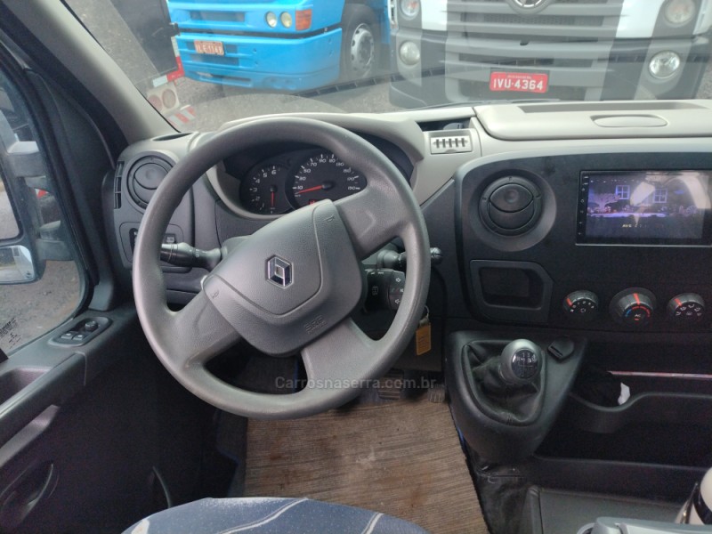 MASTER 2.3 DCI MINIBUS VIP L3H2 16 LUGARES 16V DIESEL 4P MANUAL - 2015 - CAXIAS DO SUL