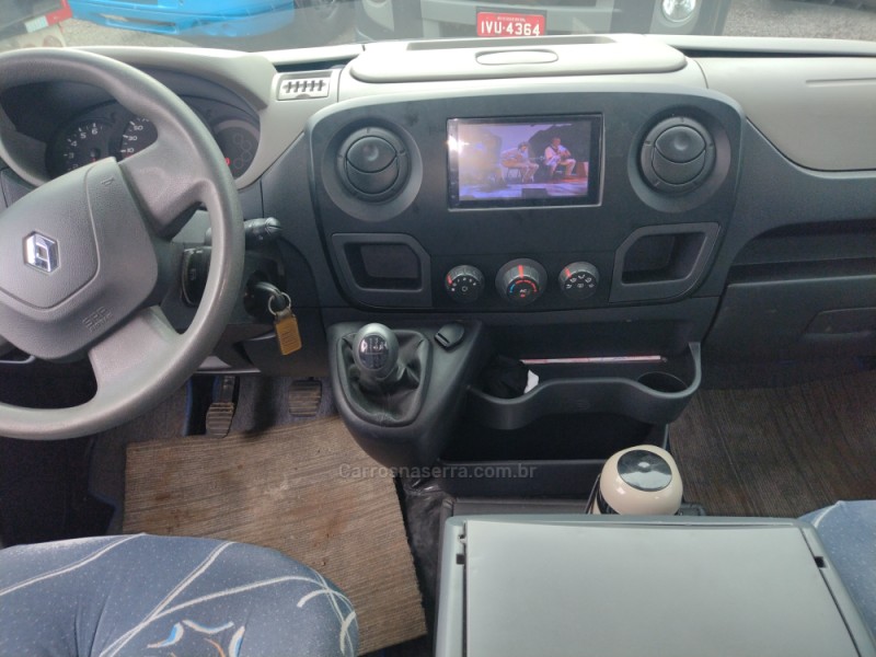 MASTER 2.3 DCI MINIBUS VIP L3H2 16 LUGARES 16V DIESEL 4P MANUAL - 2015 - CAXIAS DO SUL