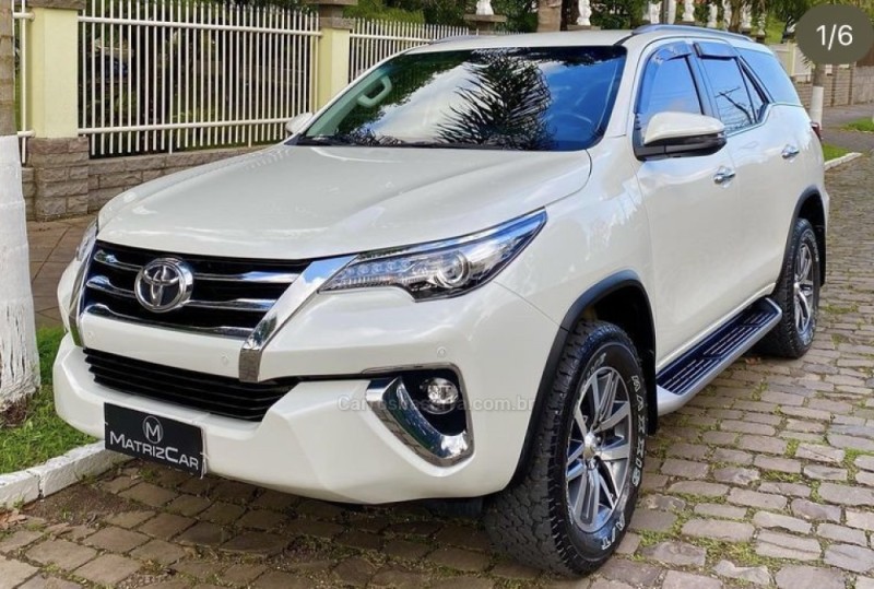 HILUX SW4 2.8 SRX 4X4 16V TURBO INTERCOOLER DIESEL 4P AUTOMÁTICO