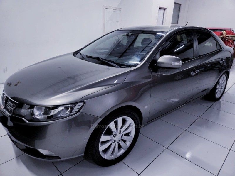 cerato 1.6 sx2 16v gasolina 4p automatico 2011 campo bom