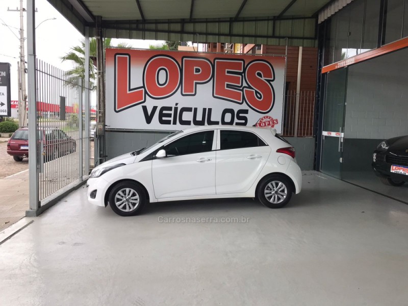 HB20 1.0 COMFORT 12V FLEX 4P MANUAL - 2014 - PORTãO