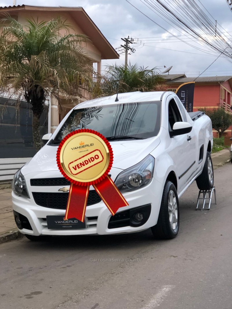 MONTANA 1.4 MPFI LS CS 8V FLEX 2P MANUAL