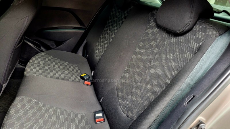 HB20 1.6 COMFORT PLUS 16V FLEX 4P AUTOMÁTICO - 2016 - IVOTI