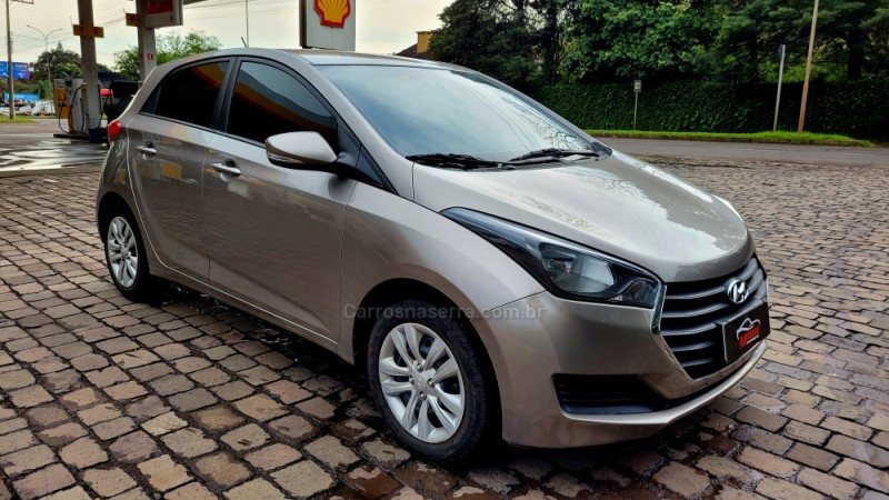 HB20 1.6 COMFORT PLUS 16V FLEX 4P AUTOMÁTICO - 2016 - IVOTI