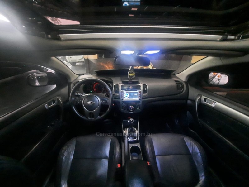 CERATO 2.0 KOUP 16V GASOLINA 2P AUTOMÁTICO - 2012 - CAXIAS DO SUL
