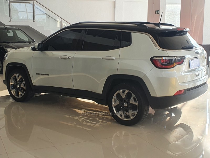 COMPASS 2.0 16V FLEX LIMITED AUTOMÁTICO - 2018 - CAXIAS DO SUL