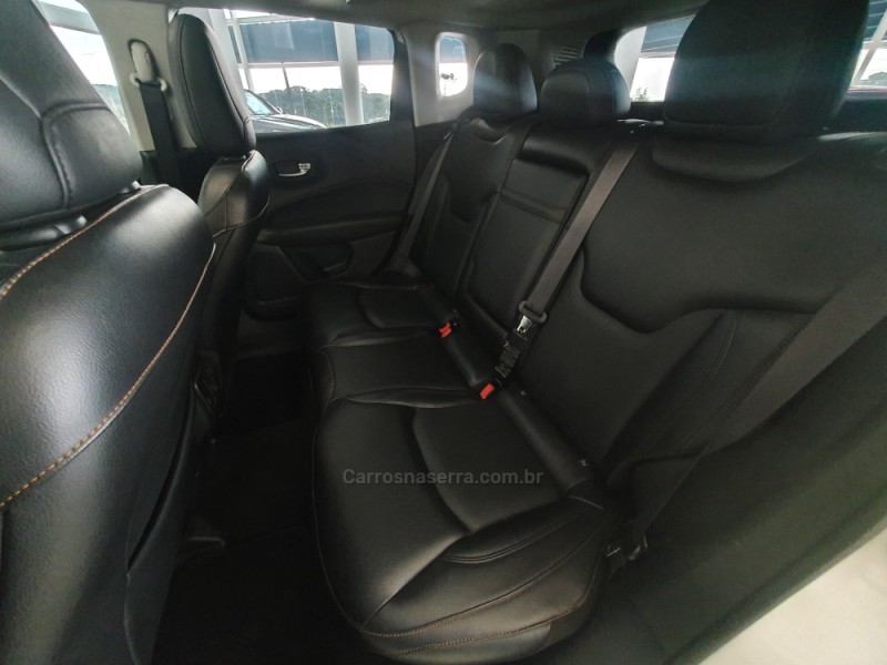 COMPASS 2.0 16V FLEX LIMITED AUTOMÁTICO - 2018 - CAXIAS DO SUL