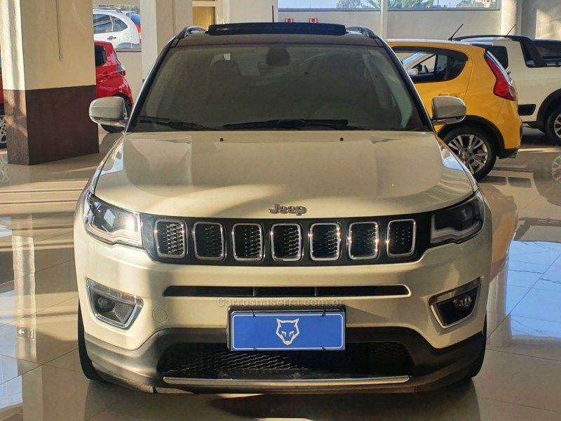 COMPASS 2.0 16V FLEX LIMITED AUTOMÁTICO - 2018 - CAXIAS DO SUL