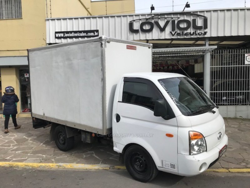 HR 2.5 TCI HD BAU 4X2 8V 97CV TURBO INTERCOOLER DIESEL 2P MANUAL - 2008 - CAXIAS DO SUL