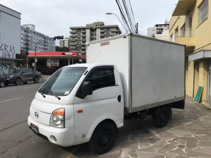 HR 2.5 TCI HD BAU 4X2 8V 97CV TURBO INTERCOOLER DIESEL 2P MANUAL - 2008 - CAXIAS DO SUL