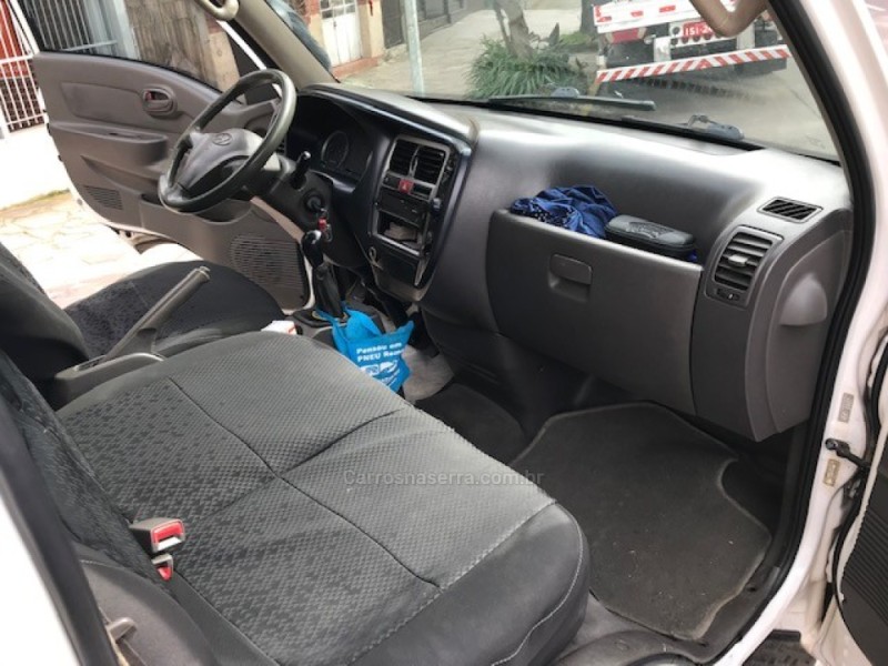 HR 2.5 TCI HD BAU 4X2 8V 97CV TURBO INTERCOOLER DIESEL 2P MANUAL - 2008 - CAXIAS DO SUL