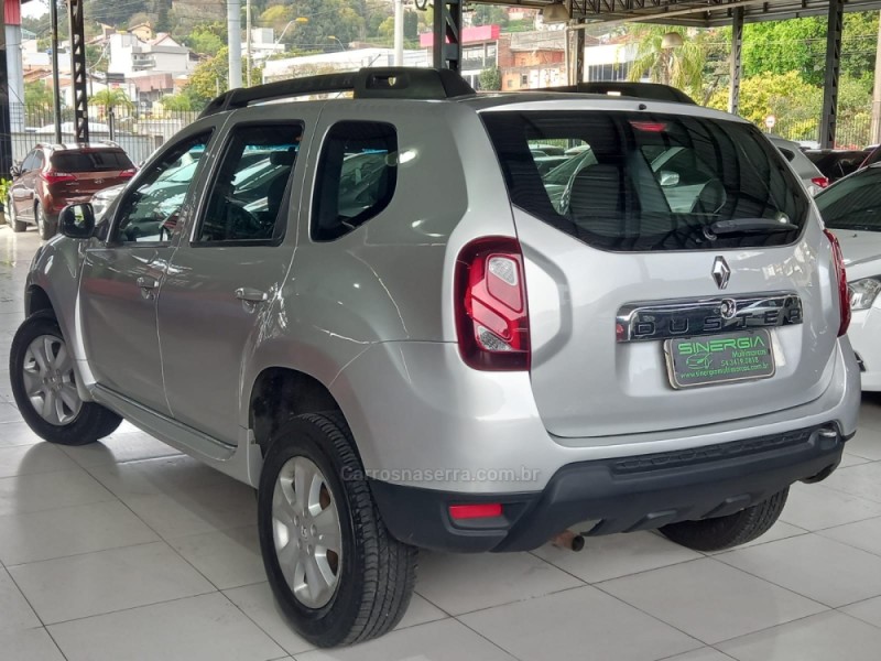 DUSTER 1.6 EXPRESSION 4X2 16V FLEX 4P MANUAL - 2016 - CAXIAS DO SUL