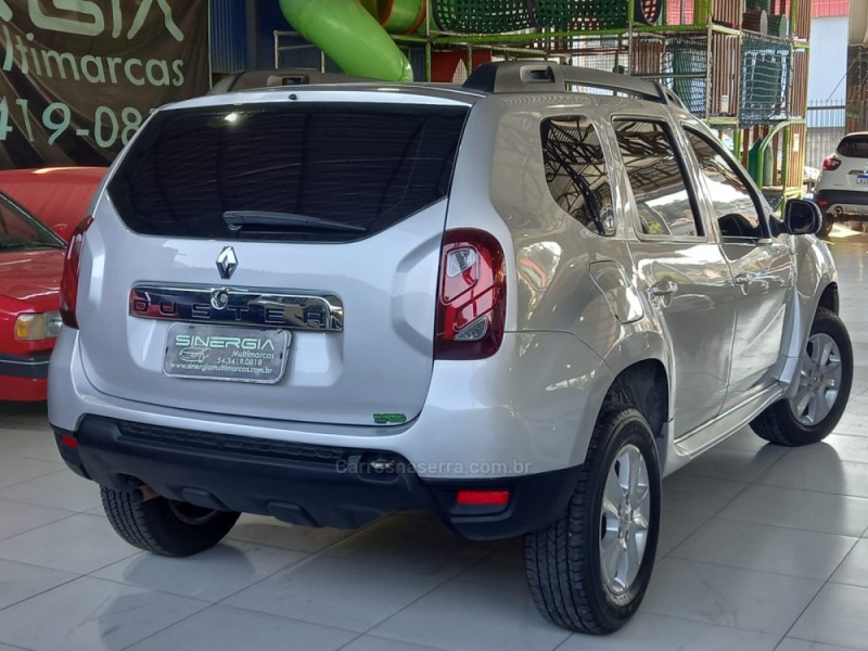 DUSTER 1.6 EXPRESSION 4X2 16V FLEX 4P MANUAL - 2016 - CAXIAS DO SUL