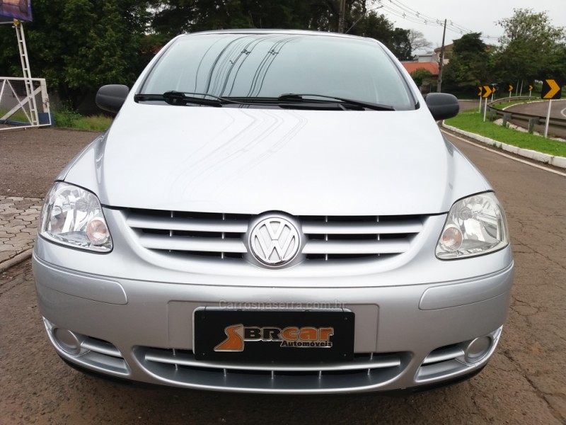 FOX 1.6 MI PLUS 8V GASOLINA 4P MANUAL - 2005 - DOIS IRMãOS