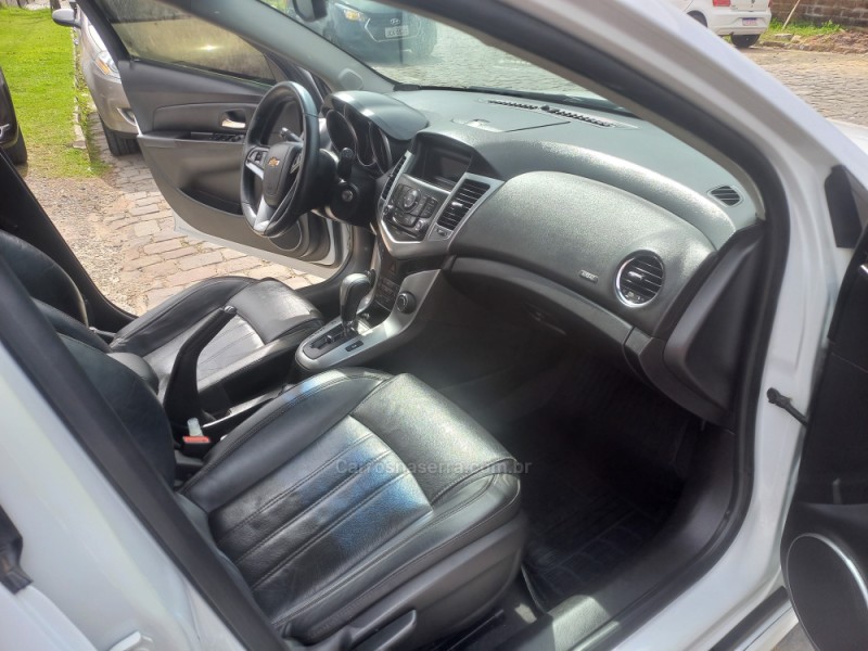 CRUZE 1.8 LT SPORT6 16V FLEX 4P AUTOMÁTICO - 2012 - FARROUPILHA