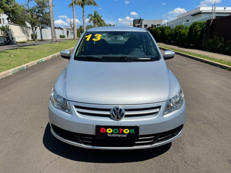 VOYAGE 1.0 MI 8V FLEX 4P MANUAL - 2013 - SãO LEOPOLDO