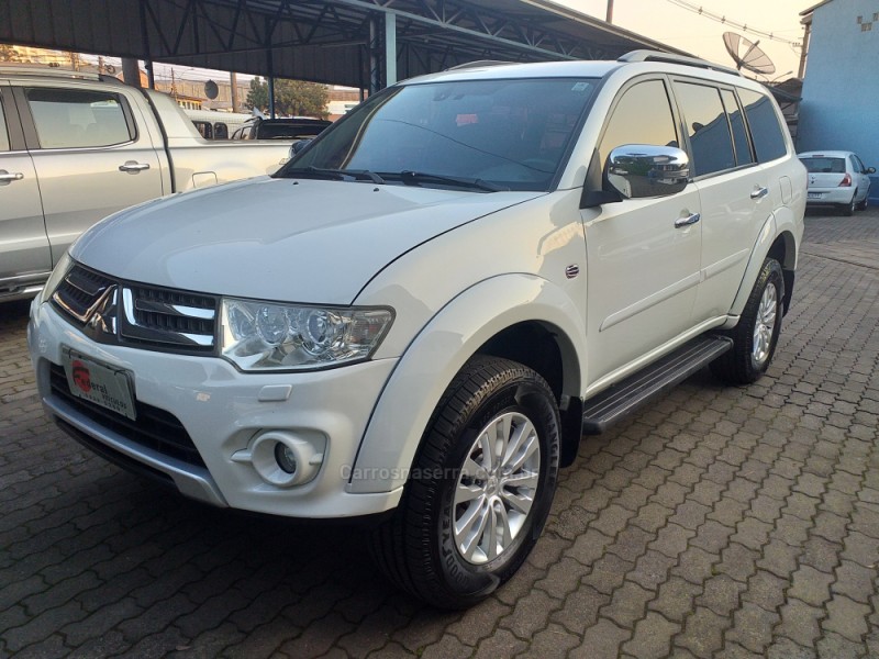 pajero dakar 3.2 hpe 4x4 7 lugares 16v turbo intercooler diesel 4p automatico 2014 caxias do sul