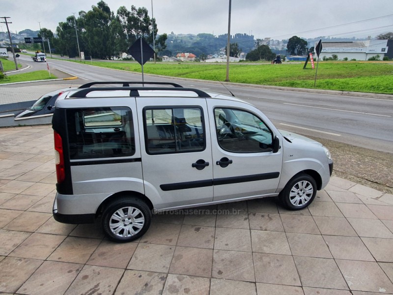 DOBLÓ 1.4 MPI ATTRACTIVE 8V FLEX 4P MANUAL 7 LUGARES - 2015 - FARROUPILHA