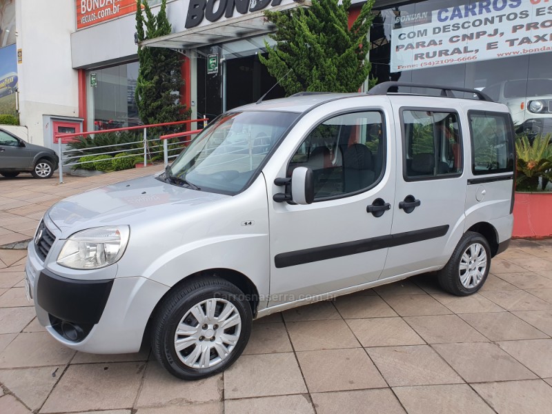 DOBLÓ 1.4 MPI ATTRACTIVE 8V FLEX 4P MANUAL 7 LUGARES - 2015 - FARROUPILHA