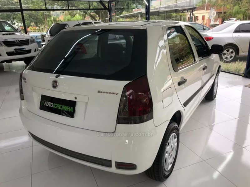 PALIO 1.0 MPI FIRE CELEBRATION 8V FLEX 4P MANUAL - 2014 - IGREJINHA