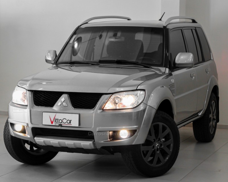 pajero tr4 2.0 4x4 16v 140cv flex 4p automatico 2012 caxias do sul